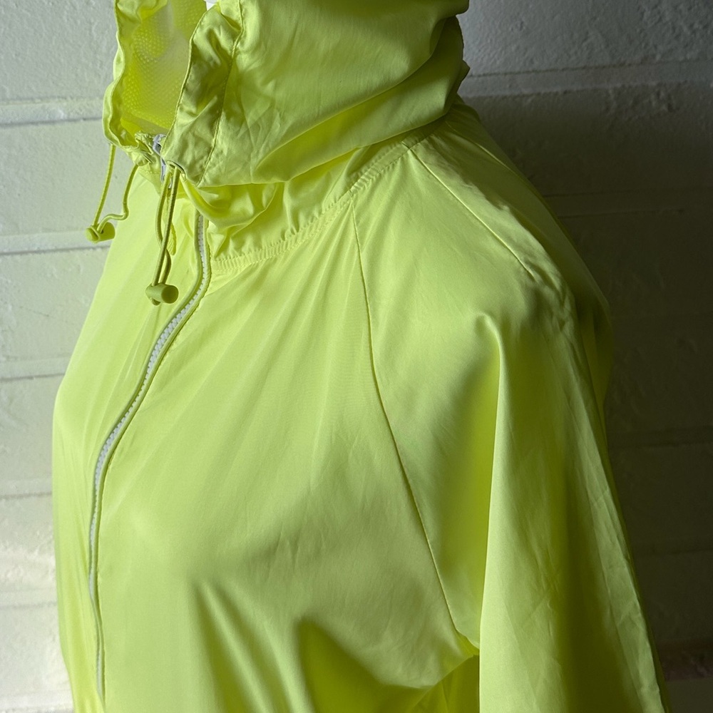 Cotton On Women’s Light Yellow Hooded Windbreaker - Picture 11 of 16